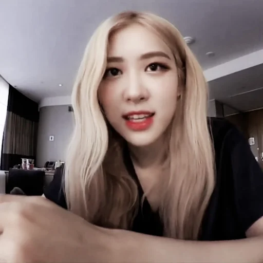 Эмодзи rose blackpink