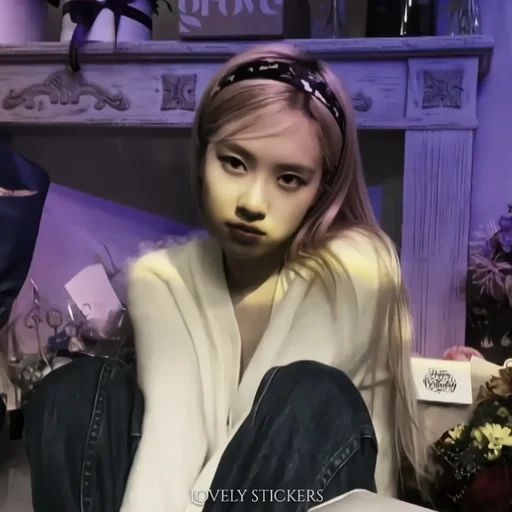 Эмодзи rose blackpink