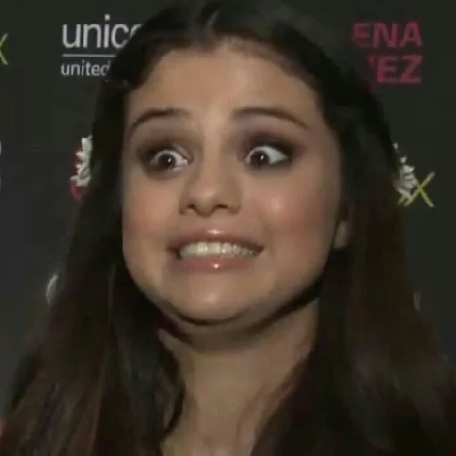 Эмодзи SelenaGomez