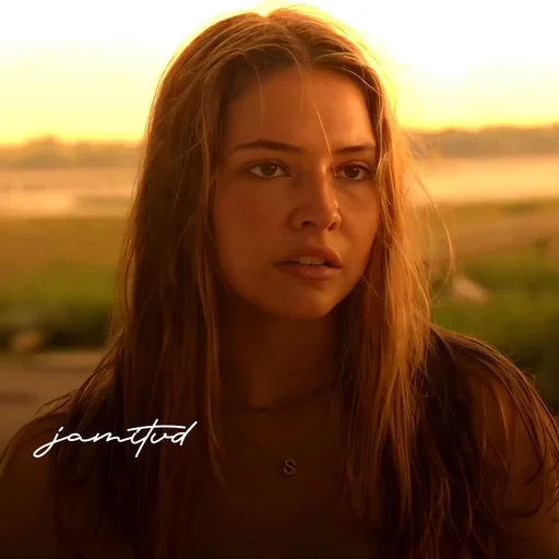 Эмодзи Sarah Cameron