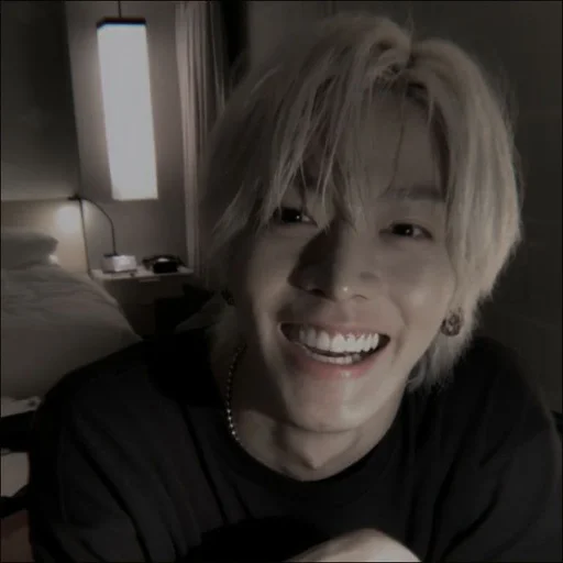 Эмодзи kembaran yuta