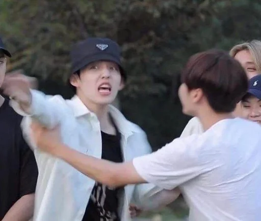 Эмодзи seventeen