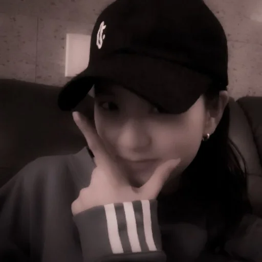 Эмодзи nancy jewel mcdonie