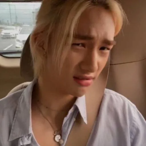 Эмодзи бездомные дети