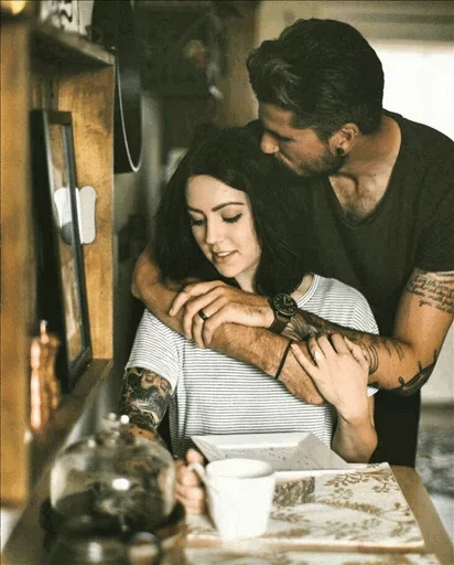 Эмодзи Скучаю