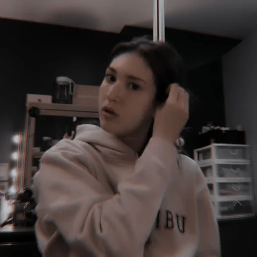 Эмодзи jeon somi