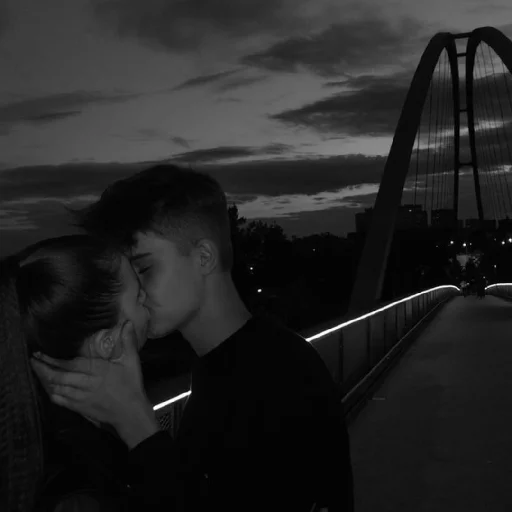 Эмодзи Любовь