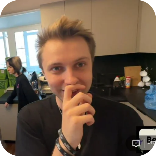 Эмодзи стинтикш