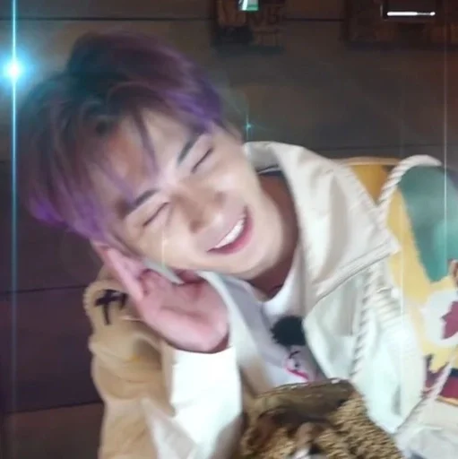 Эмодзи Ким Тхэхен