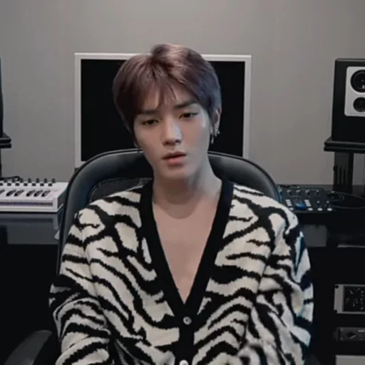 Эмодзи taeyong