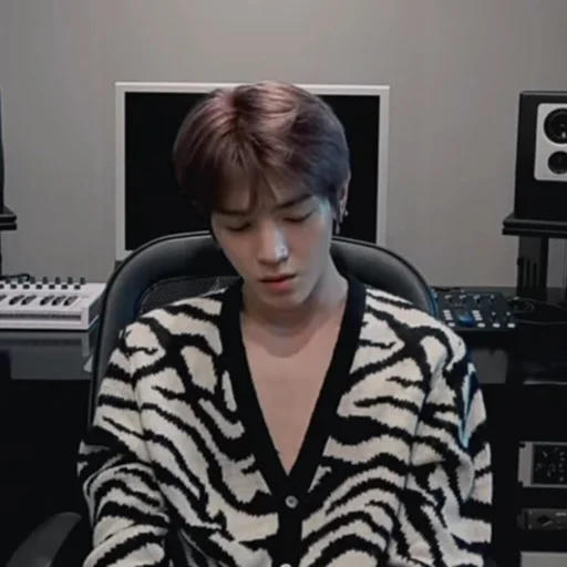 Эмодзи taeyong