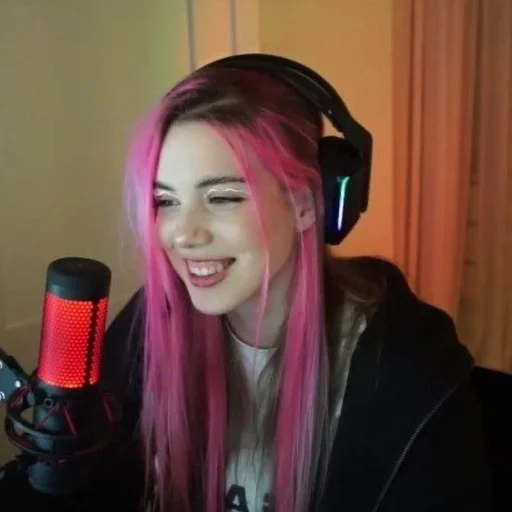 Эмодзи акулич