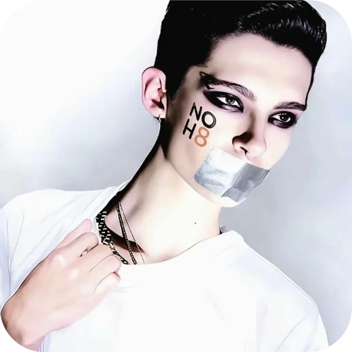 Эмодзи Tokyo hotel