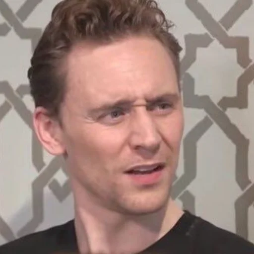 Эмодзи Tom Hiddleston