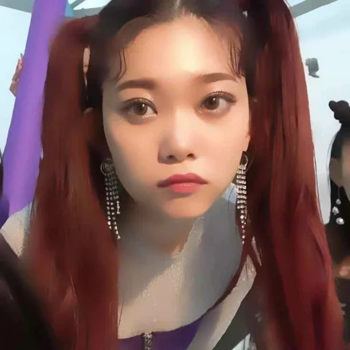 Эмодзи tsuki & 🍚 ≠