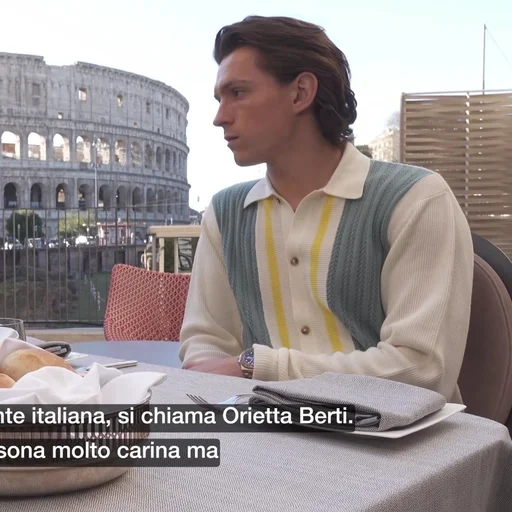 Эмодзи Tom Holland