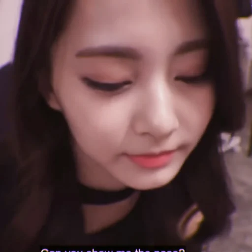 Эмодзи tzuyu