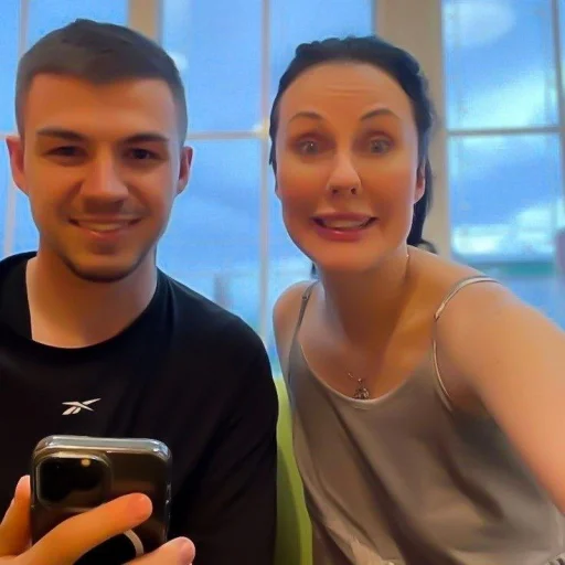 Эмодзи 👹 vlad cherevatyi :