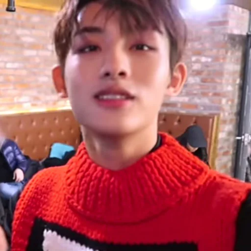 Эмодзи winwin 5