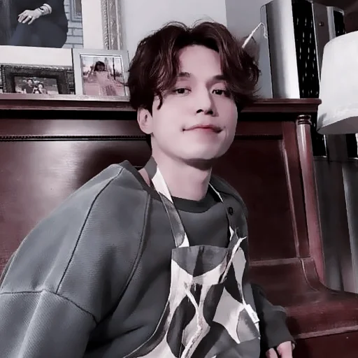 Эмодзи Lee Dong Wook