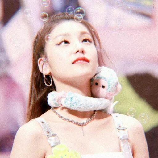 Эмодзи itzy yeji