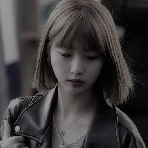 Эмодзи yeojin loona