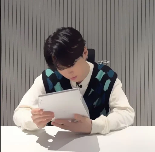 Эмодзи yoongi