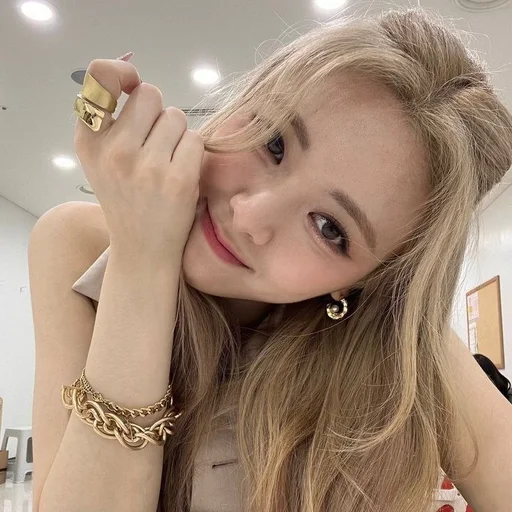 Эмодзи Yuna Itzy