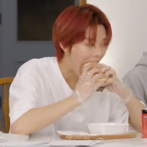 Эмодзи yuta