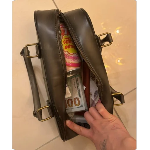 Эмодзи love money