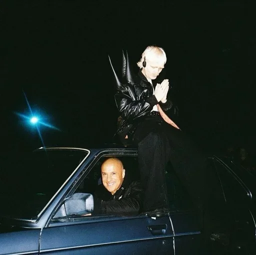 Эмодзи Йост Клейн